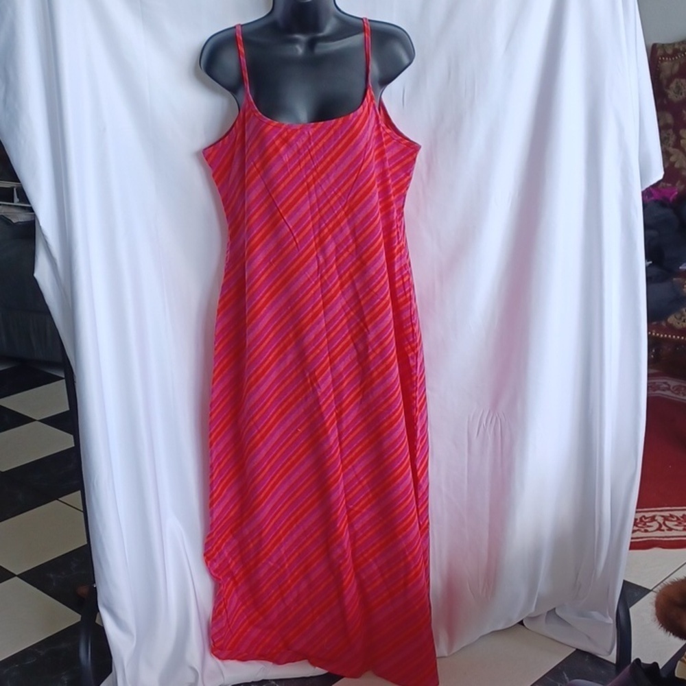 HILLARD & HANSON pink, red & purple floral tank top dress/sleepwear